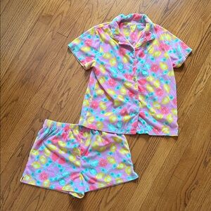 Vibrant Kids Pajama Set with Fruit Print